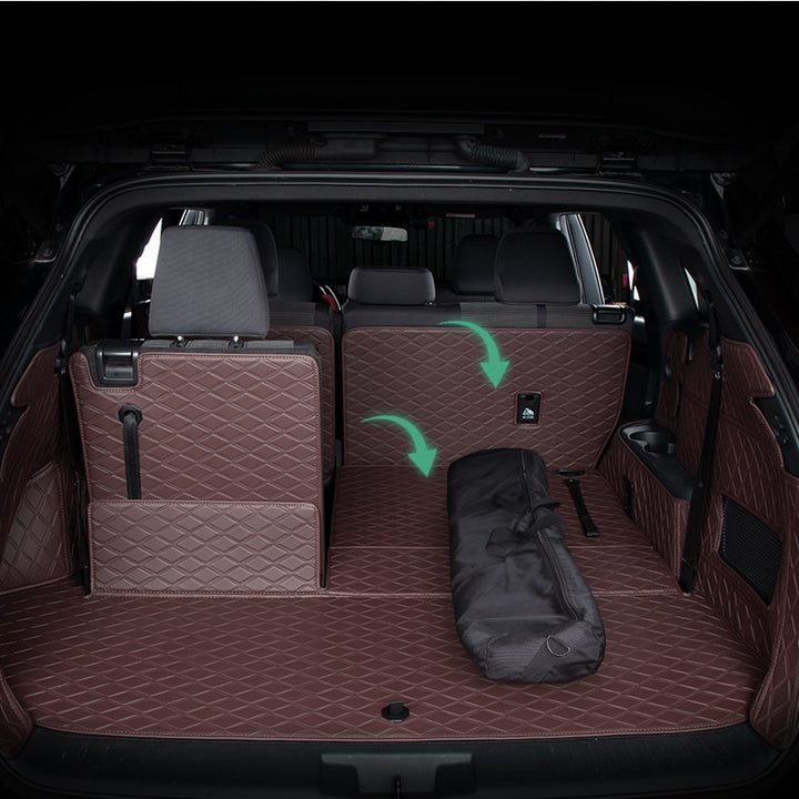 Waterproof Large Dog Car Trunk Mat All-Season Trunk Mat Suitable for Rainy Climates Trunk Mat / Trunk Liner Waterproof